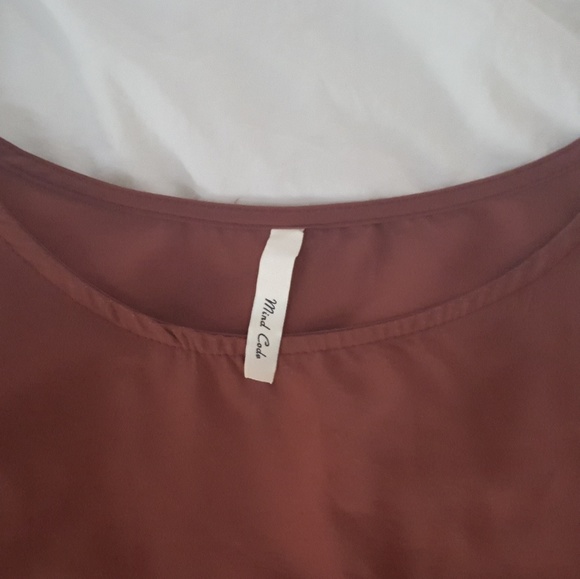 Beautiful blouse - Picture 2 of 3